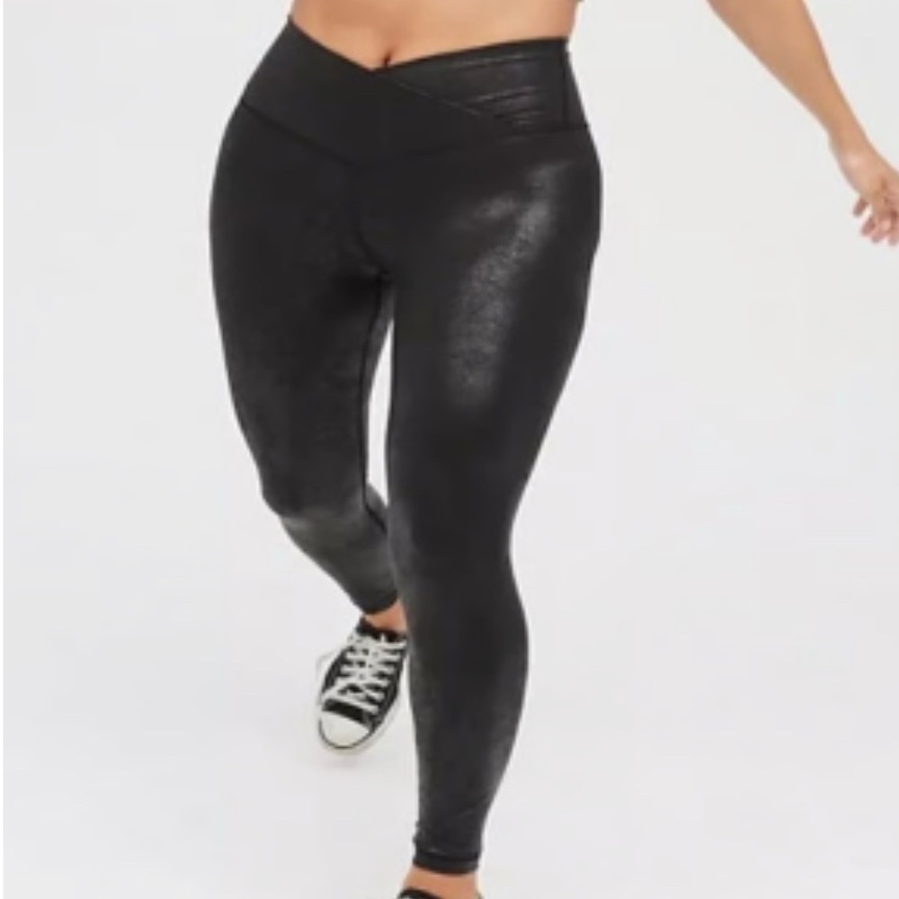 Aerie Black Textured Leggings